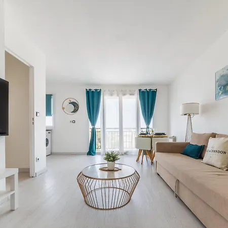 Chic & Chill - Aeroport Cdg - Paris - Parking Prive Daire Le Blanc-Mesnil