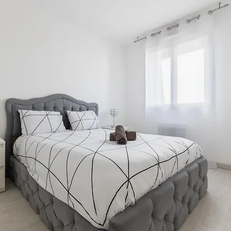 Daire Chic & Chill - Aeroport Cdg - Paris - Parking Prive Le Blanc-Mesnil